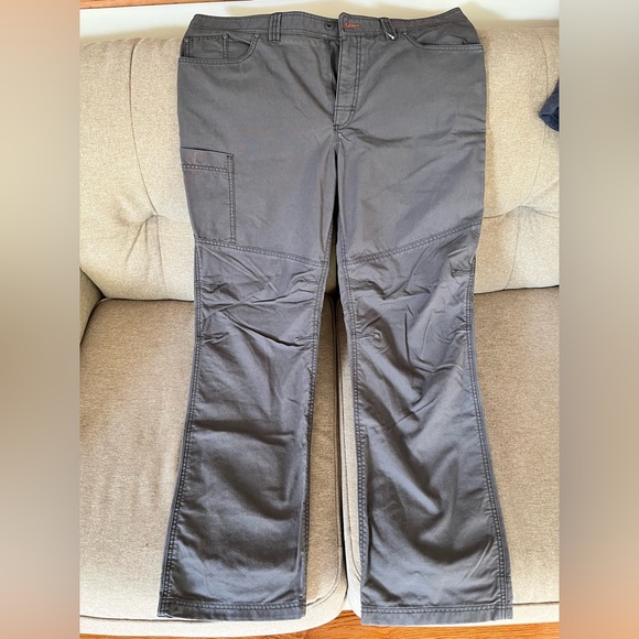 LL Bean Men’s Riverton Pants - Picture 7 of 7